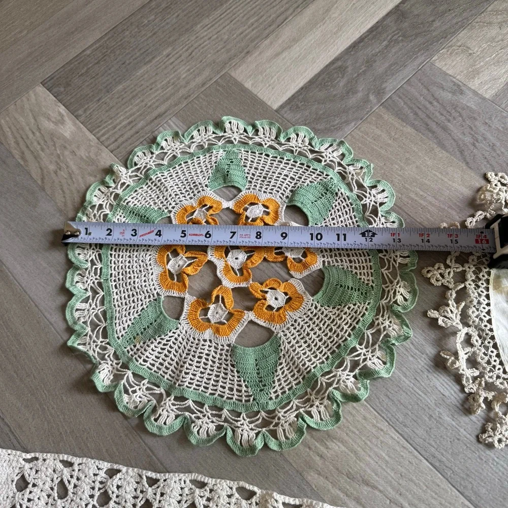 Vintage Crochet Doilies Lot 3 Handmade Tablecloths Lace‎ Home Decor